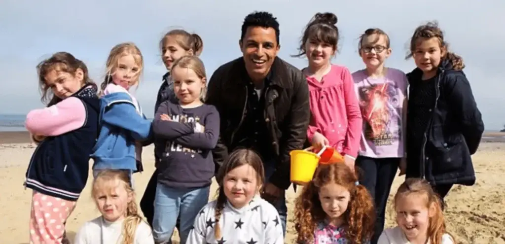 a screenshot of one of the scenes from BBC's No More Boys and Girls: Can Our Kids Go Gender Free Series