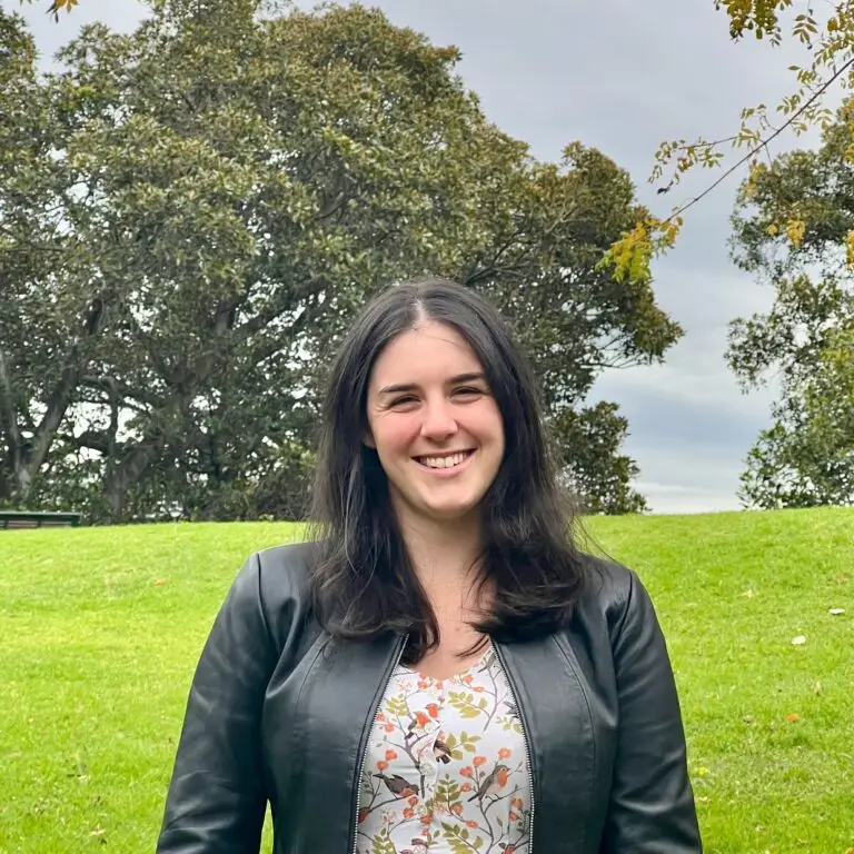 Dr Caitlin Adams